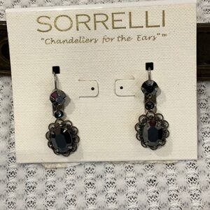 Item #319 Sorrelli Black Earrings